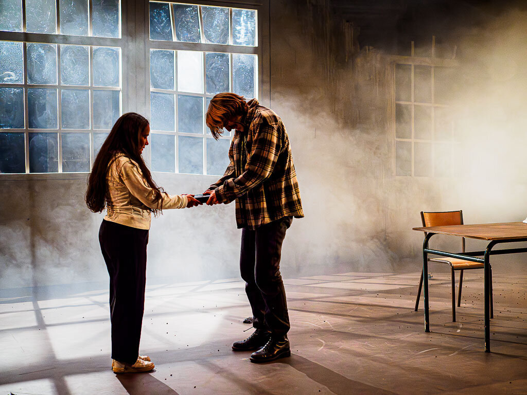 L'ECLIPSE Générale mise en scène Leslie Bernard, Matthias Jacquin ©Marie Charbonnier-026