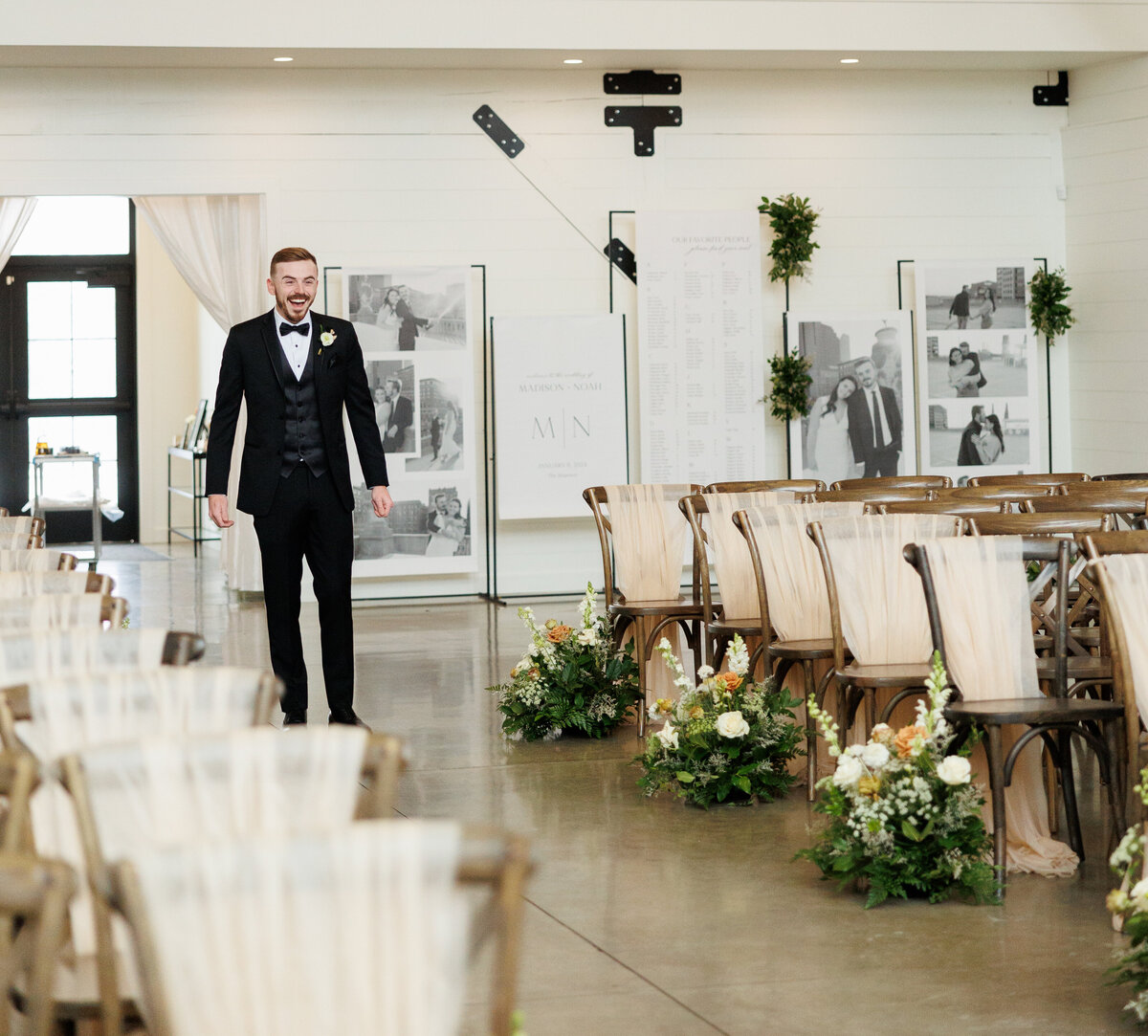Meraki Design Wedding and Event Floral Studio Florist Wedding Flowers Full Service St. Louis Destination Luxury Floral Design Florists Designers Personal Unique Madi-Noah-Wedding-Images-By-Amber-6
