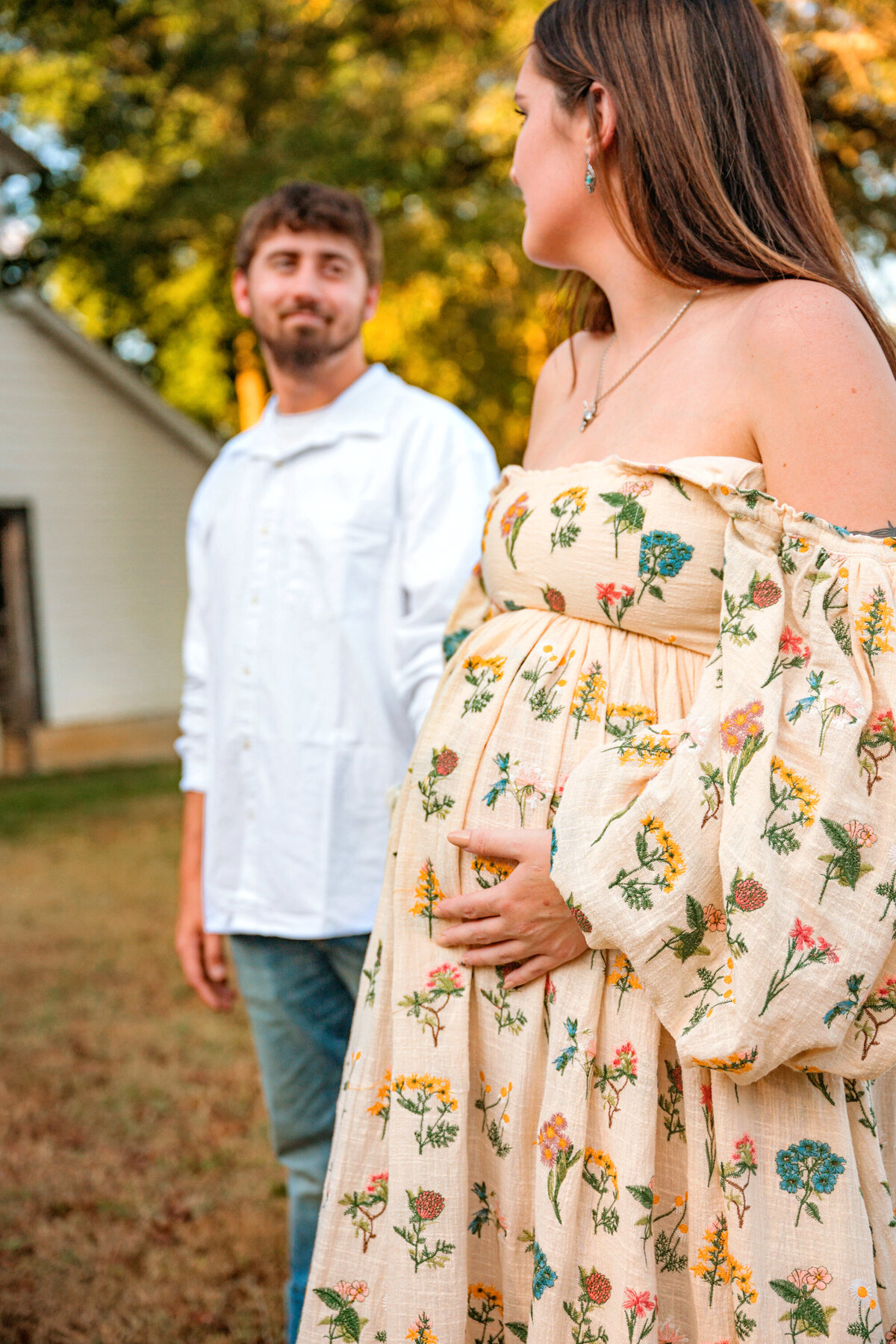 Golden Clover Photography - Maternity Shoot at the Farm-81 copy