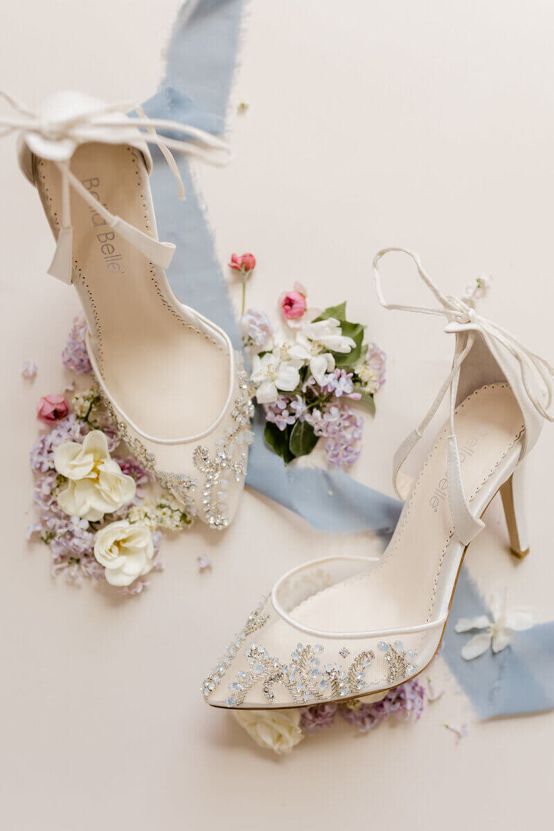Bridal shoes and flowers by chicago wedding planners