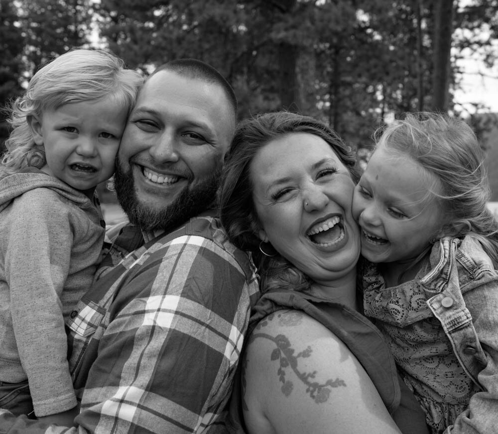 family-photo-documentary-style-spokane-wa