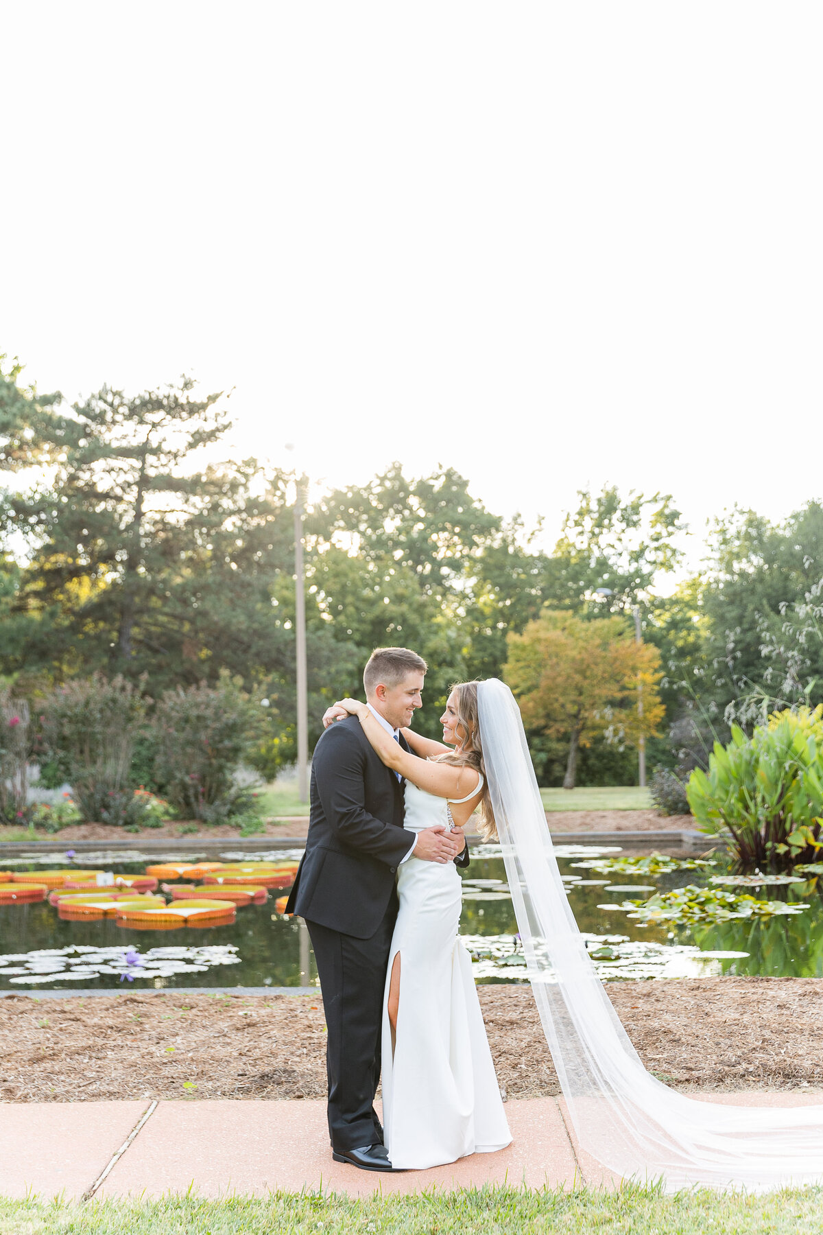 Kyle & Katie wedding sneak peeks. Bella Faith Photography 11