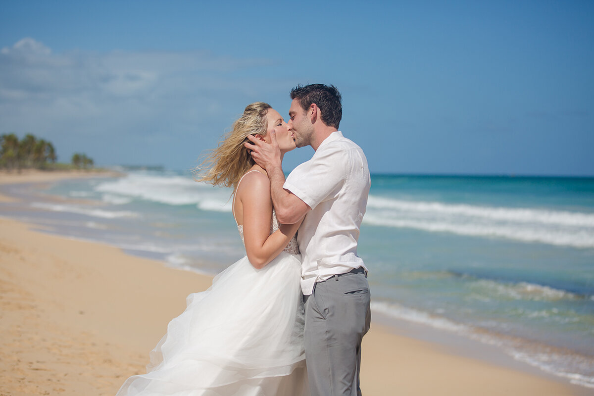 beach dominican republic weddings