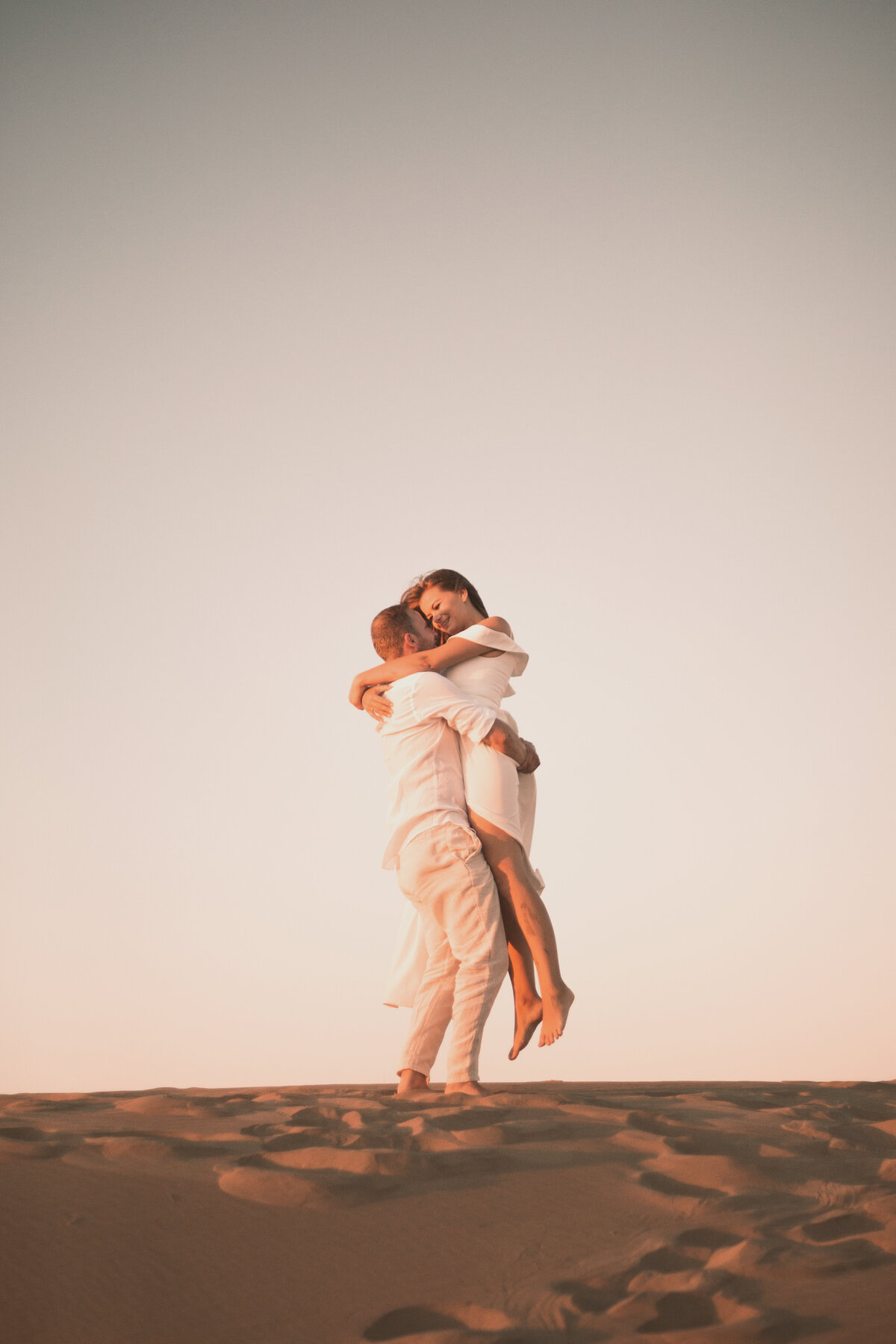 Couple eloping on a beach in the South of France