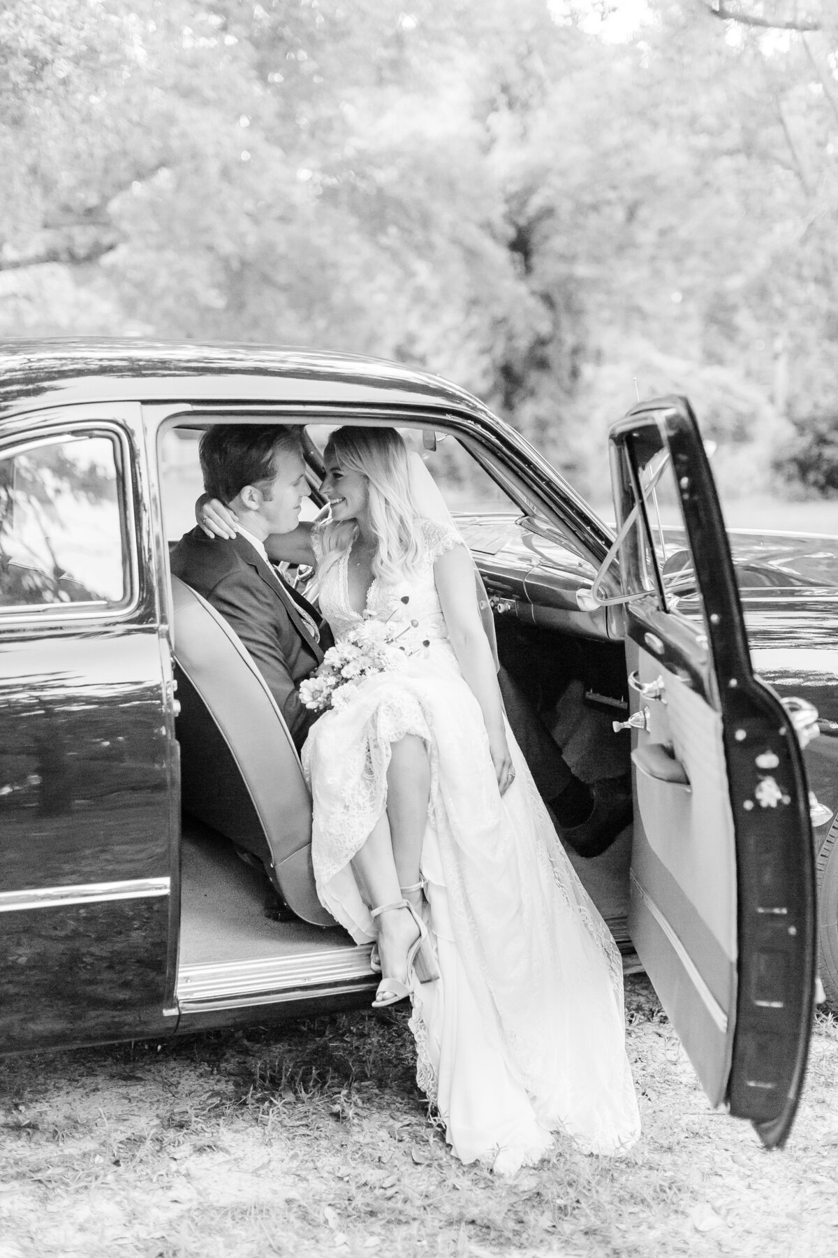 Anna Taylor Photography Luxury Wedding Engagement Photographer Wilmington Beaufort Charleston North Carolina South Carolina Destination Travel Weddings Engagements Engagement Lifestyle Family10