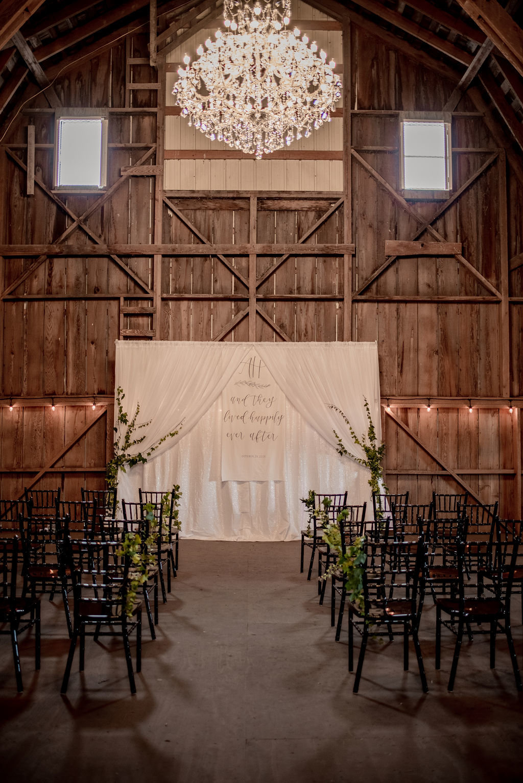 ClassicBlackandWhiteWeddingTheme--VanderveenFarm--SkagitweddingPhotographer--Jeff+RebeccaPhotography-5