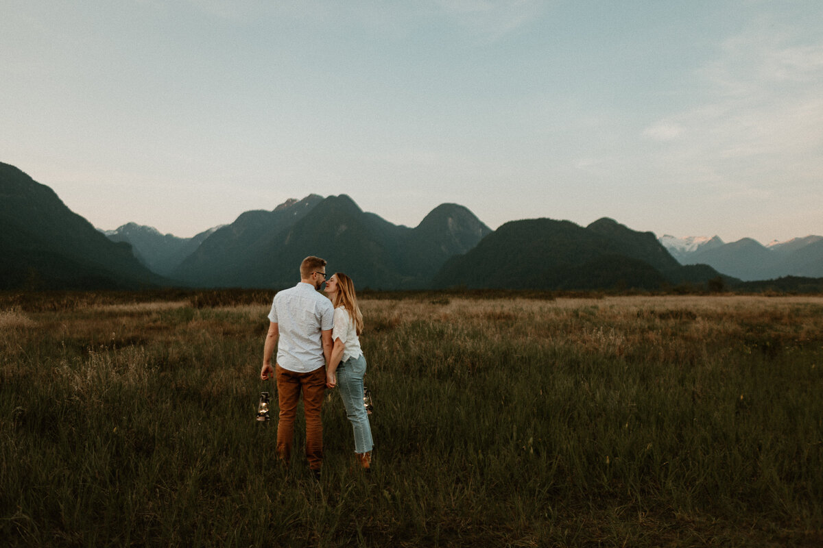 MKP-PittLake-Couple-25