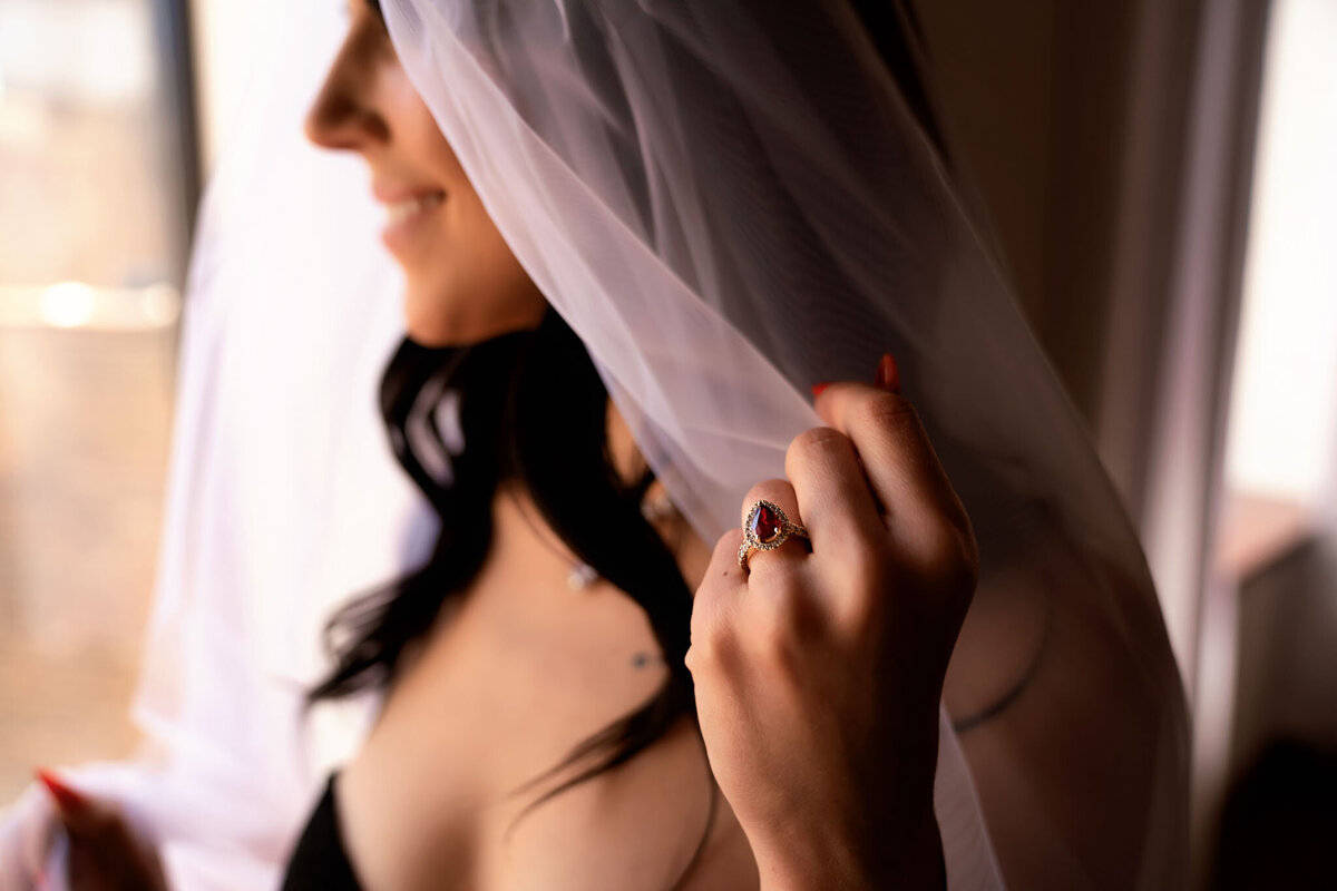 Illinois-Wedding-Boudoir-039