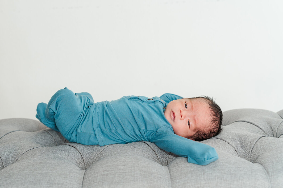 Castle Rock Lifestyle Newborn Photography Light and Airy Client Closet Elena Spraguer Photography 0015