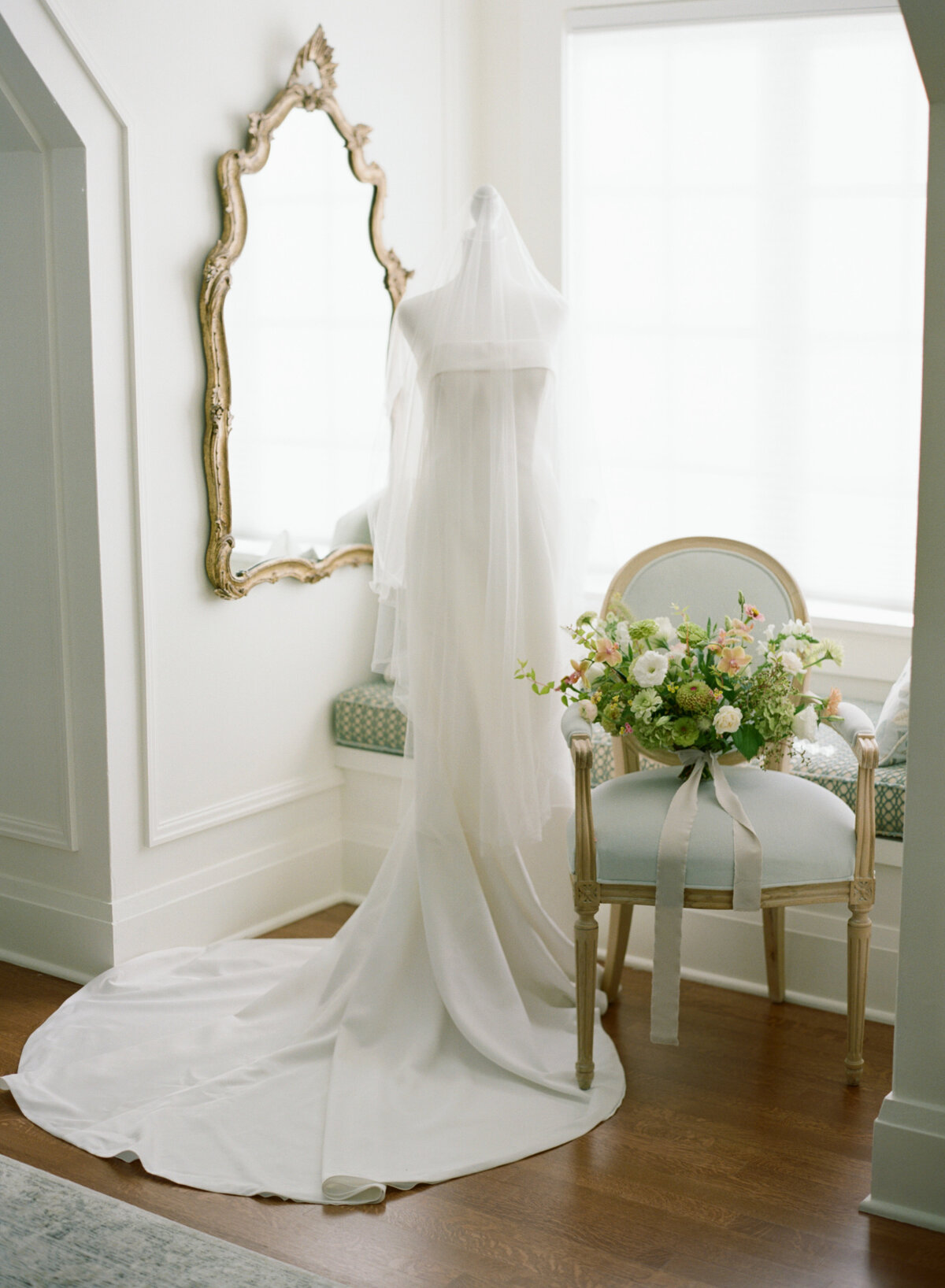 Harwelden Mansion Wedding Tulsa Wedding Photographer Laura Eddy-9