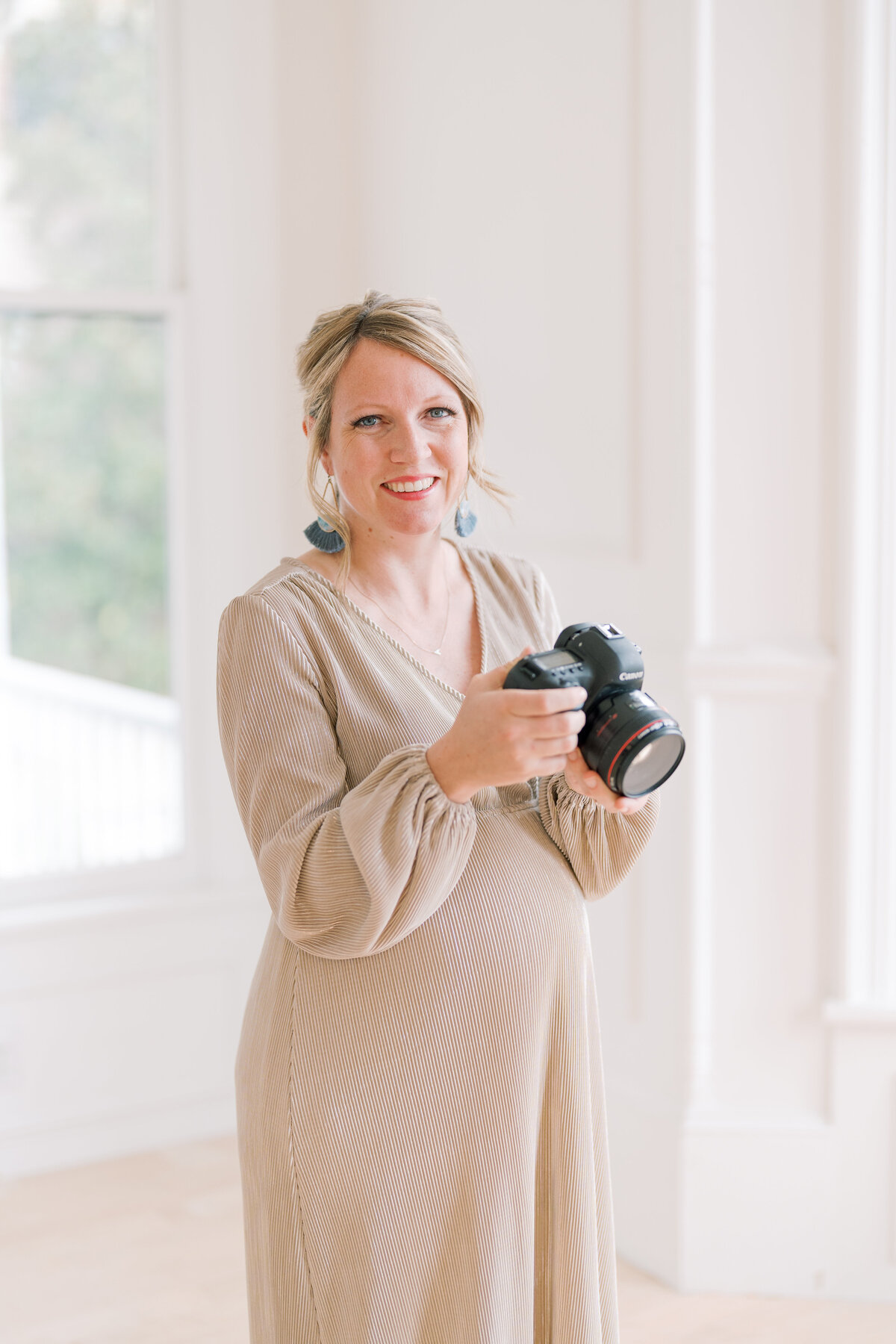 Robin-Headshots23-03136