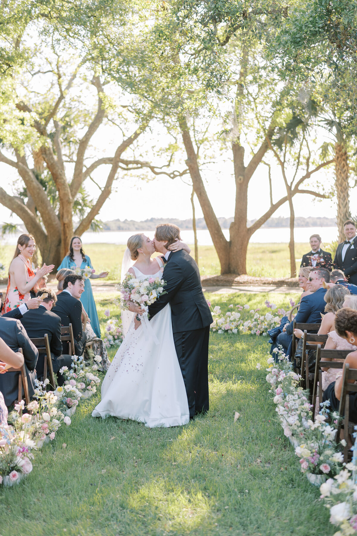 Springtime Lowndes Grove Wedding in Charleston (32)