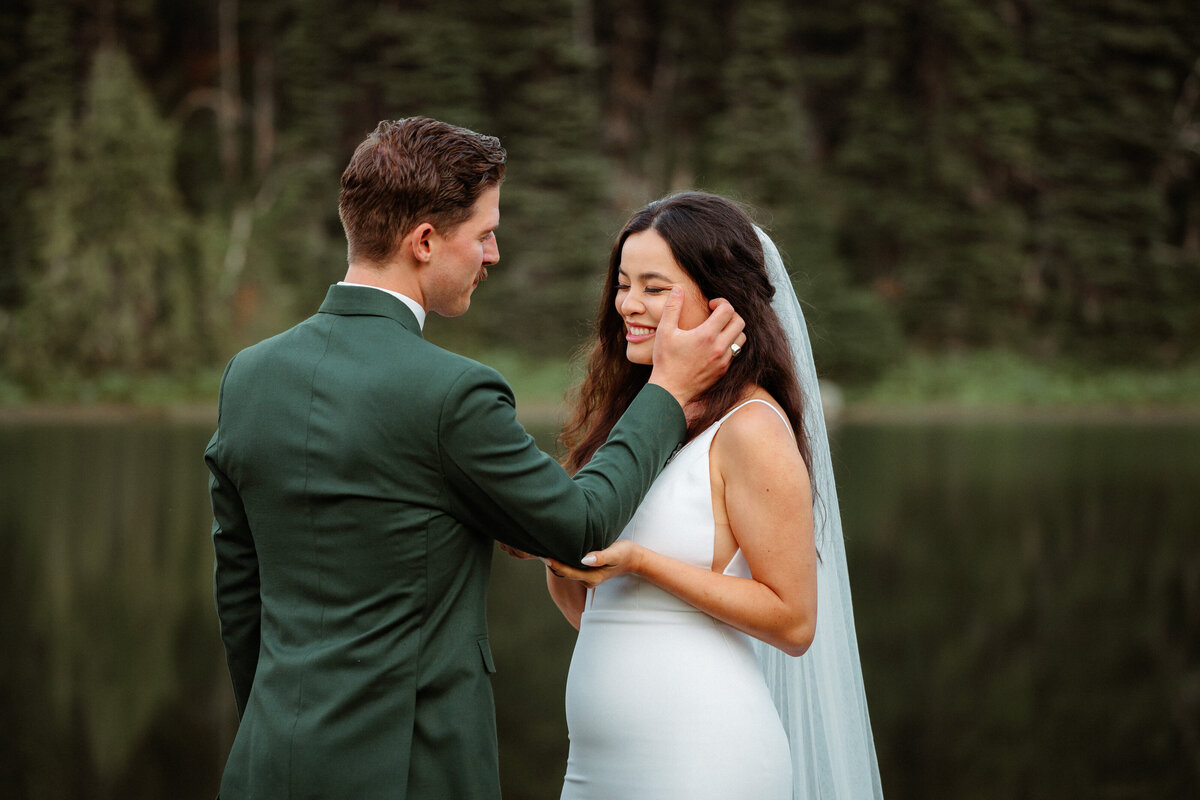 briana-michael-rainier-elopement-11
