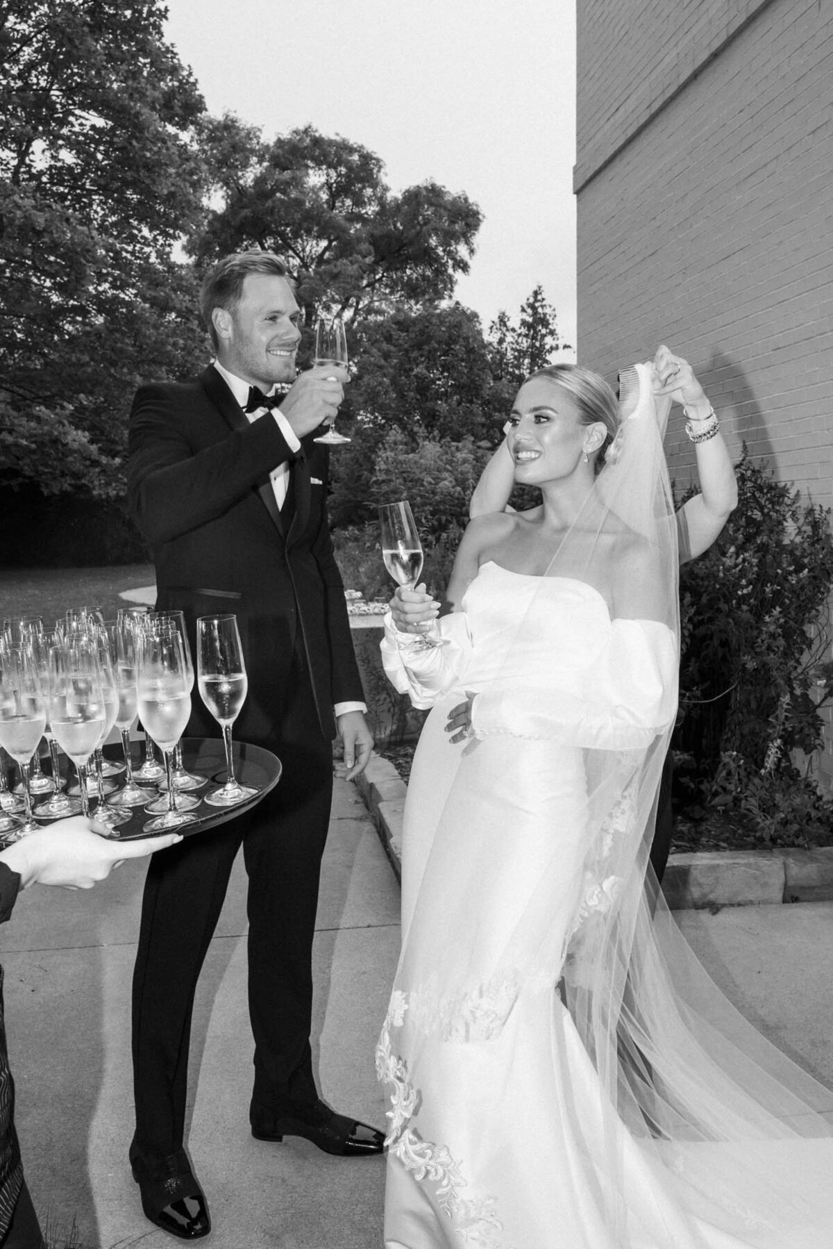 515-Harding-Waterfront-Estate-Toronto-Canada-Claire-Lawson-Crouse-Wedding-40