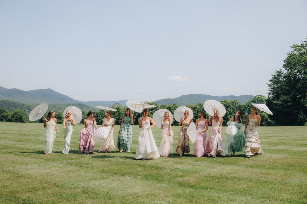 vermont-wedding-photographerparasol wedding central vermont wedding gold wing photography-2