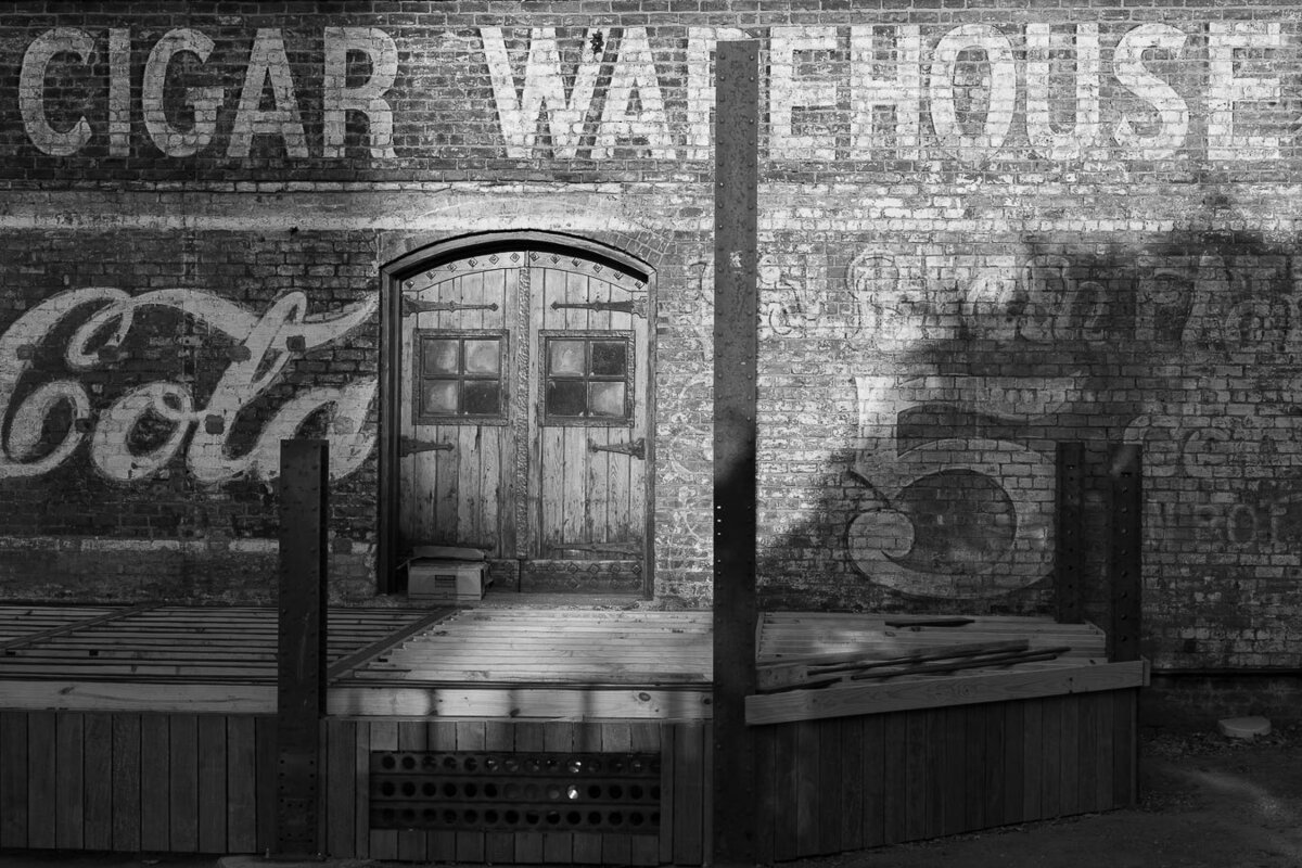 greenville-downtown-cigar-warehouse-bw-11973
