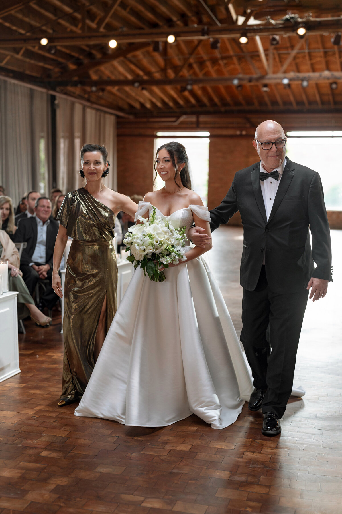 Aspen-Avenue-Berlez-Chicago-Wedding-Photographer-Great-Events-Epic-Events-Rockwell-on-the-River-Entertaining-Company-Jewish-Wedding-Editorial-81
