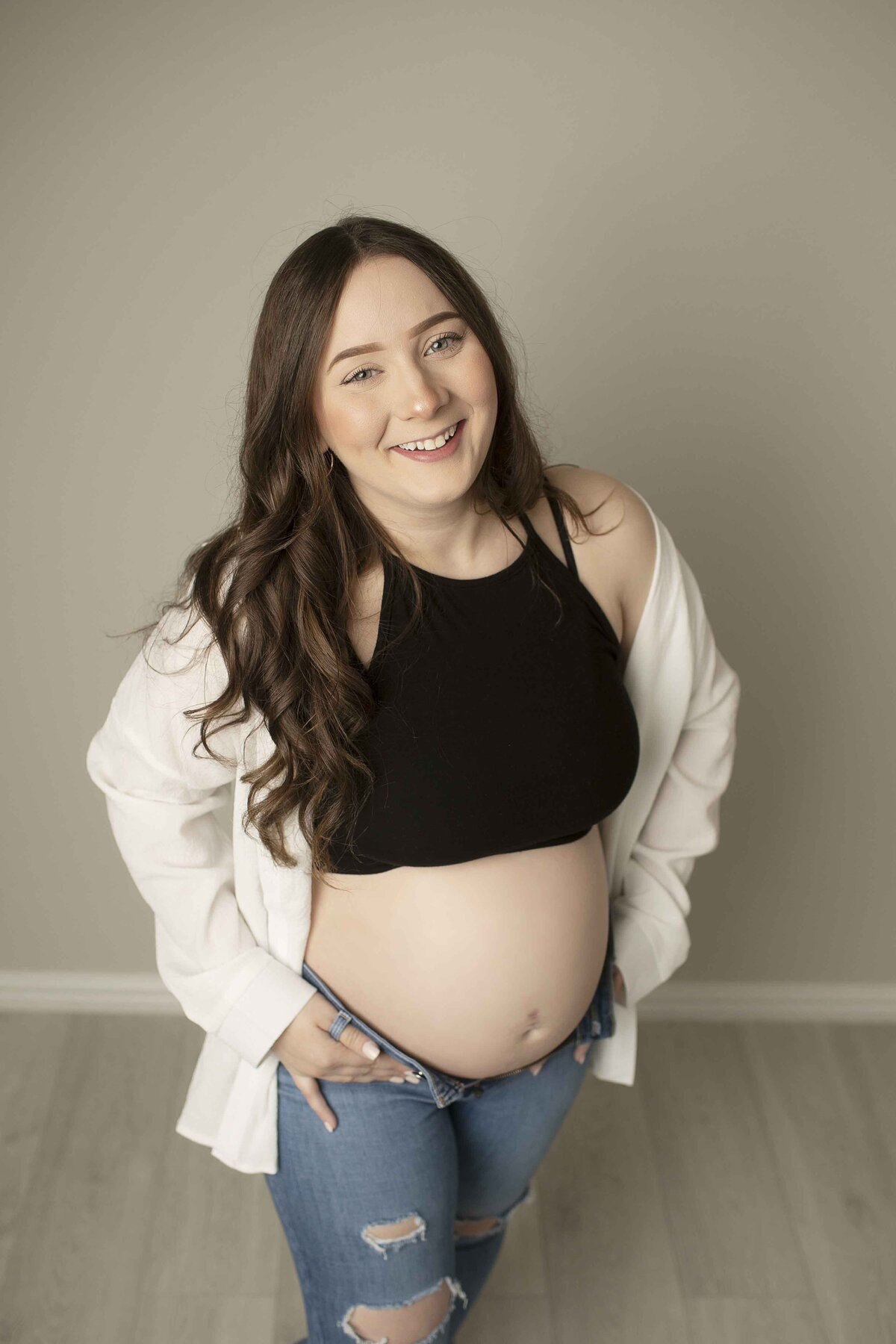 Relaxed maternity shoot at Chunky Monkey Photography