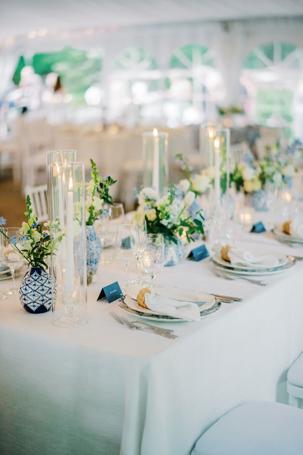 brielle-davis-events-strong-mansion-summer-white-blue-wedding-203
