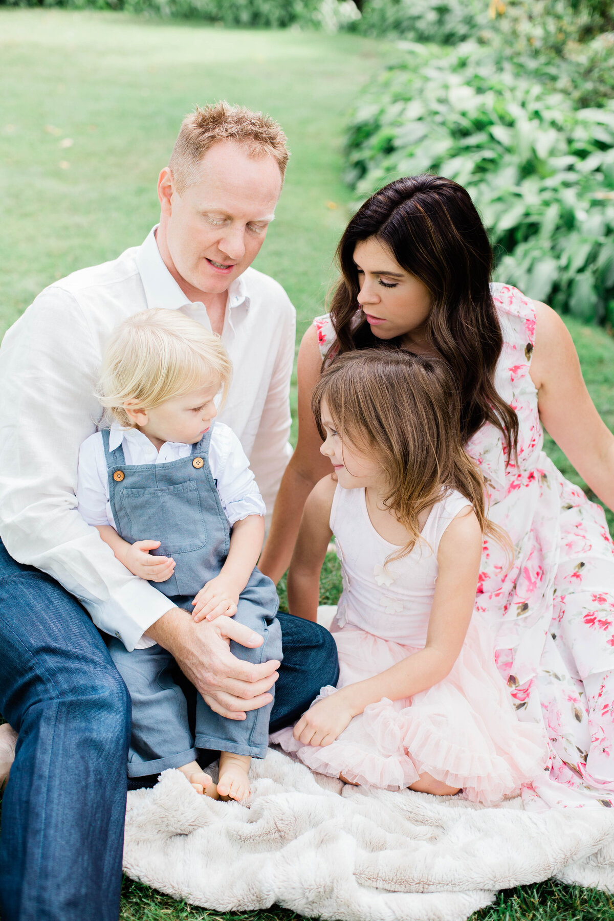 BUYE FAMILY 2020, JENNY LOEW PHOTOGRAPHY, FALL MINI SESSION, OCTAGON HOUSE-38