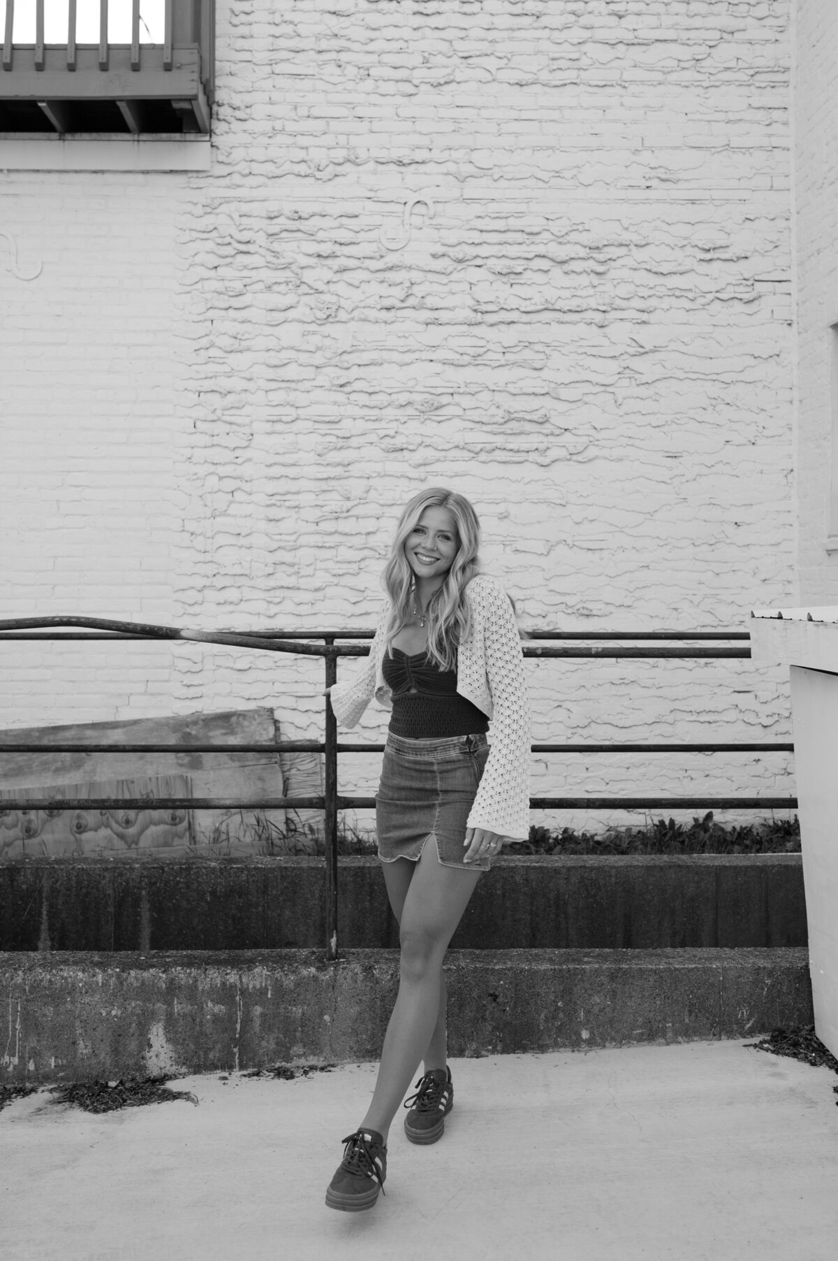 Soleil Senior Portrait_B+W-13