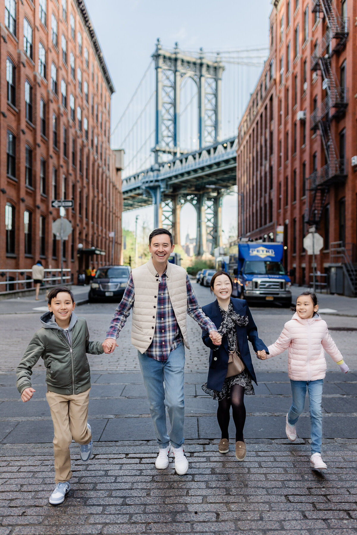 new york brooklyn dumbo family session