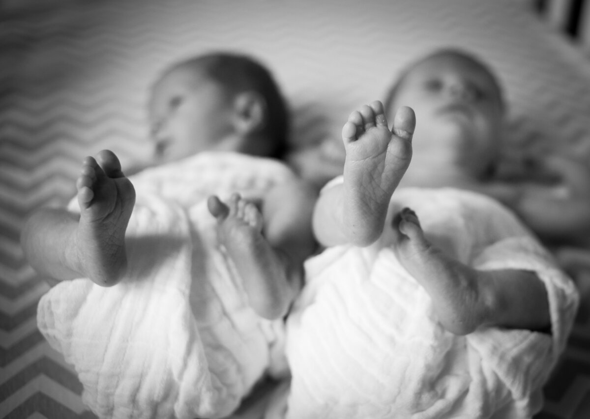Vanessa is a highly experienced newborn professional photographer in Surrey.