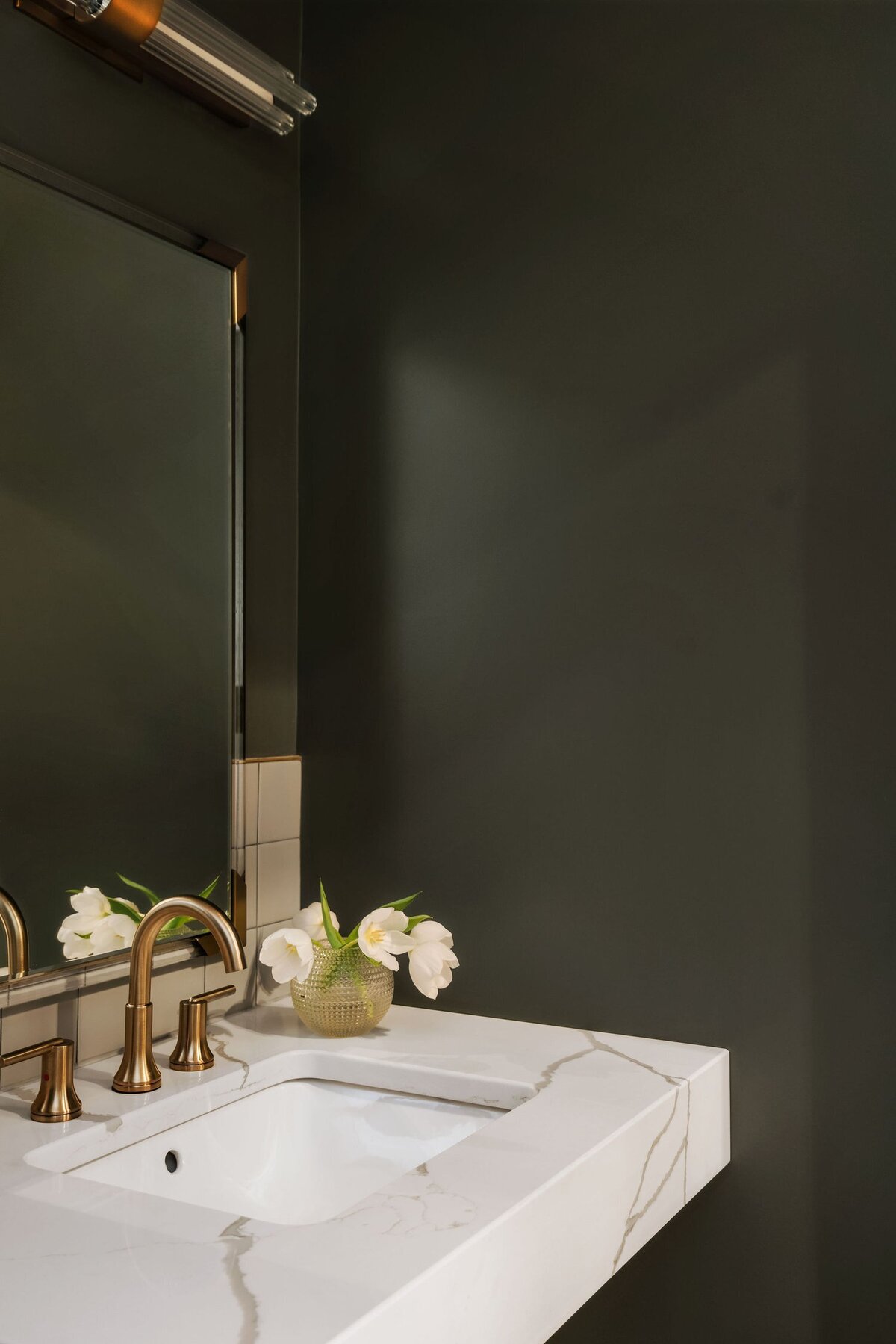 ChandraLaineDesign_SalonOlivine_1