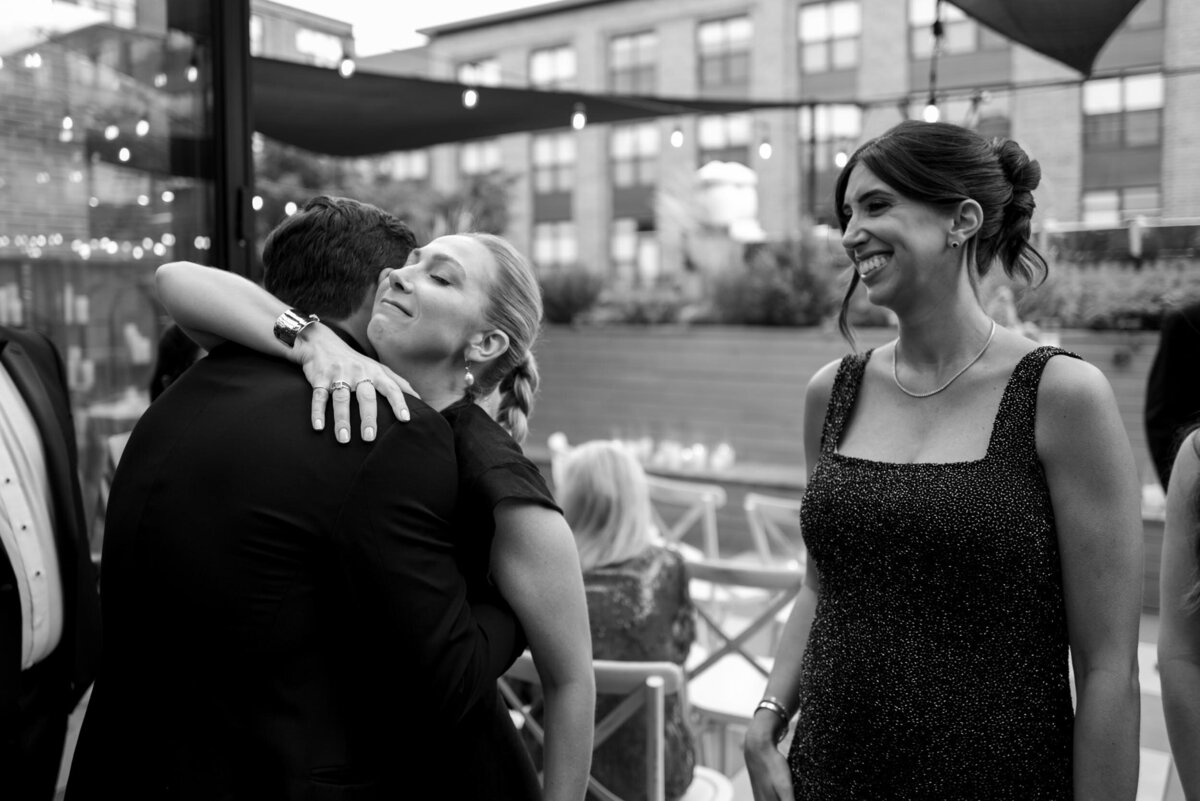 chicago-film-wedding-photographer-bixi-beer-73
