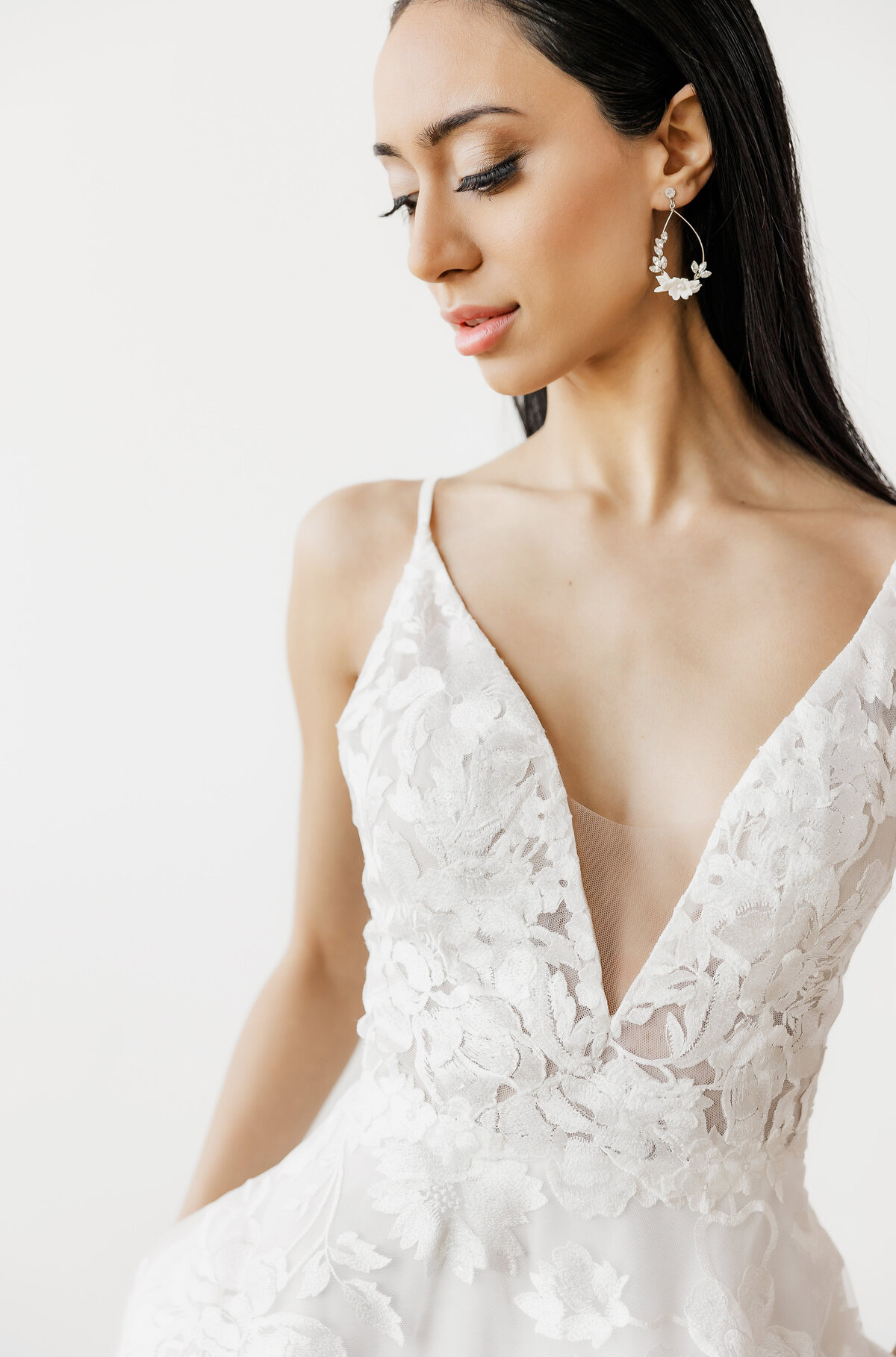 The-Modern-Bride-Lookbook-2022-Sandra-Monaco-Photography-157