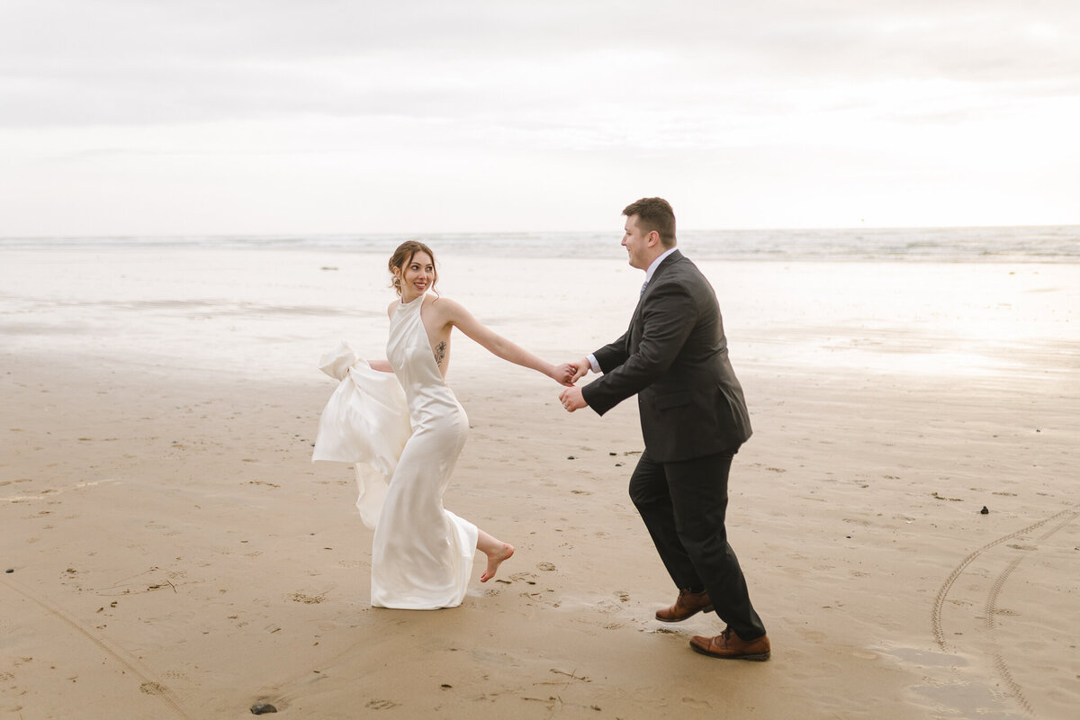 Cannon Beach Elopement Photographer_HK-123