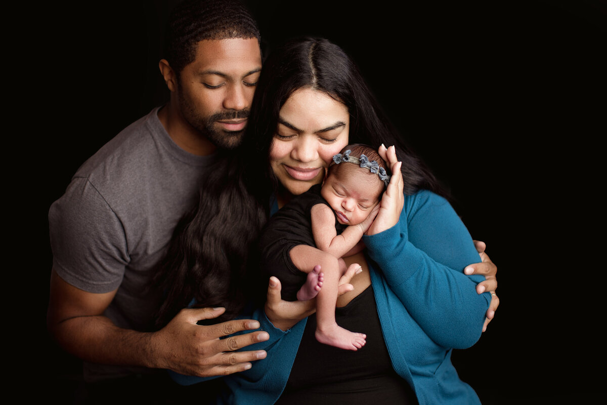 Huntsville_Alabama_Studio_Newborn_Photographer_Posed_M3A2652