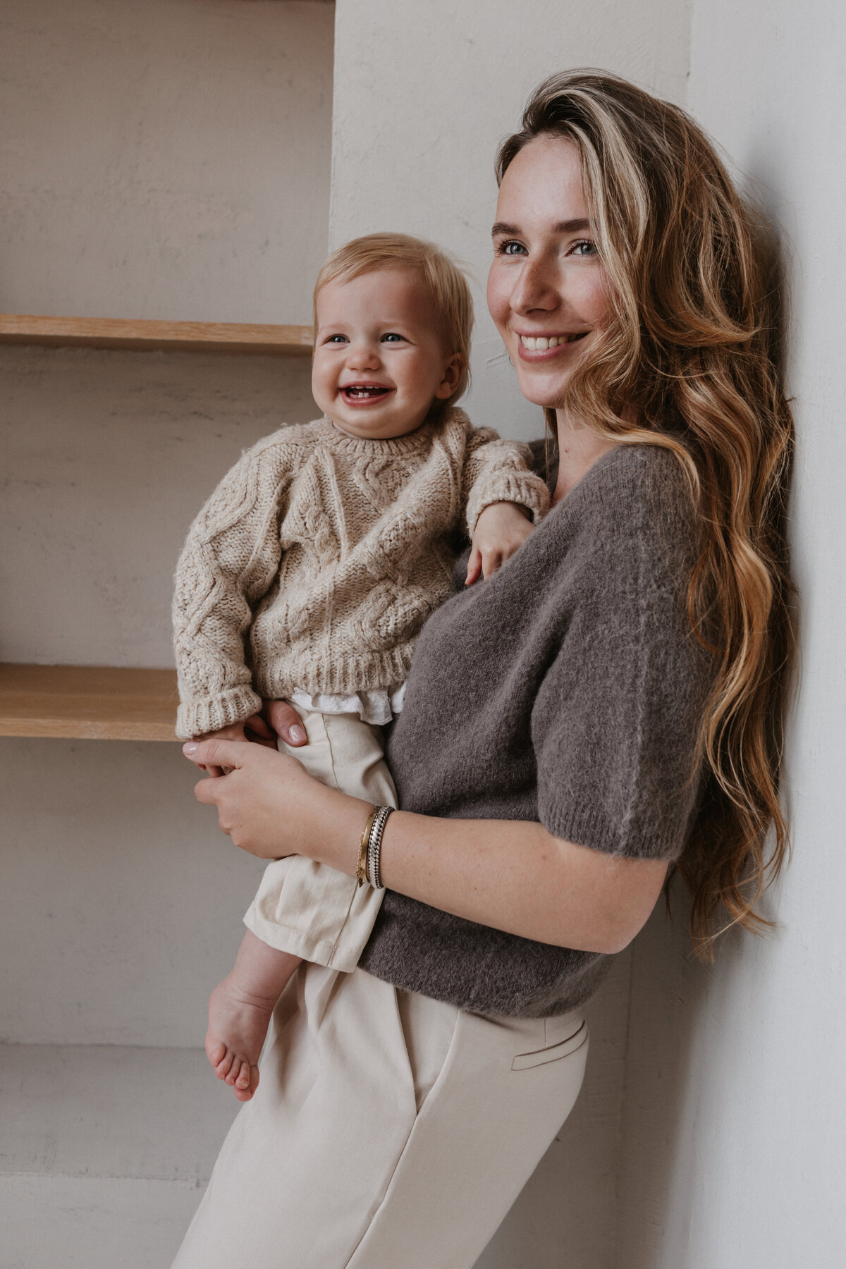 Motherhood Rosalie-19