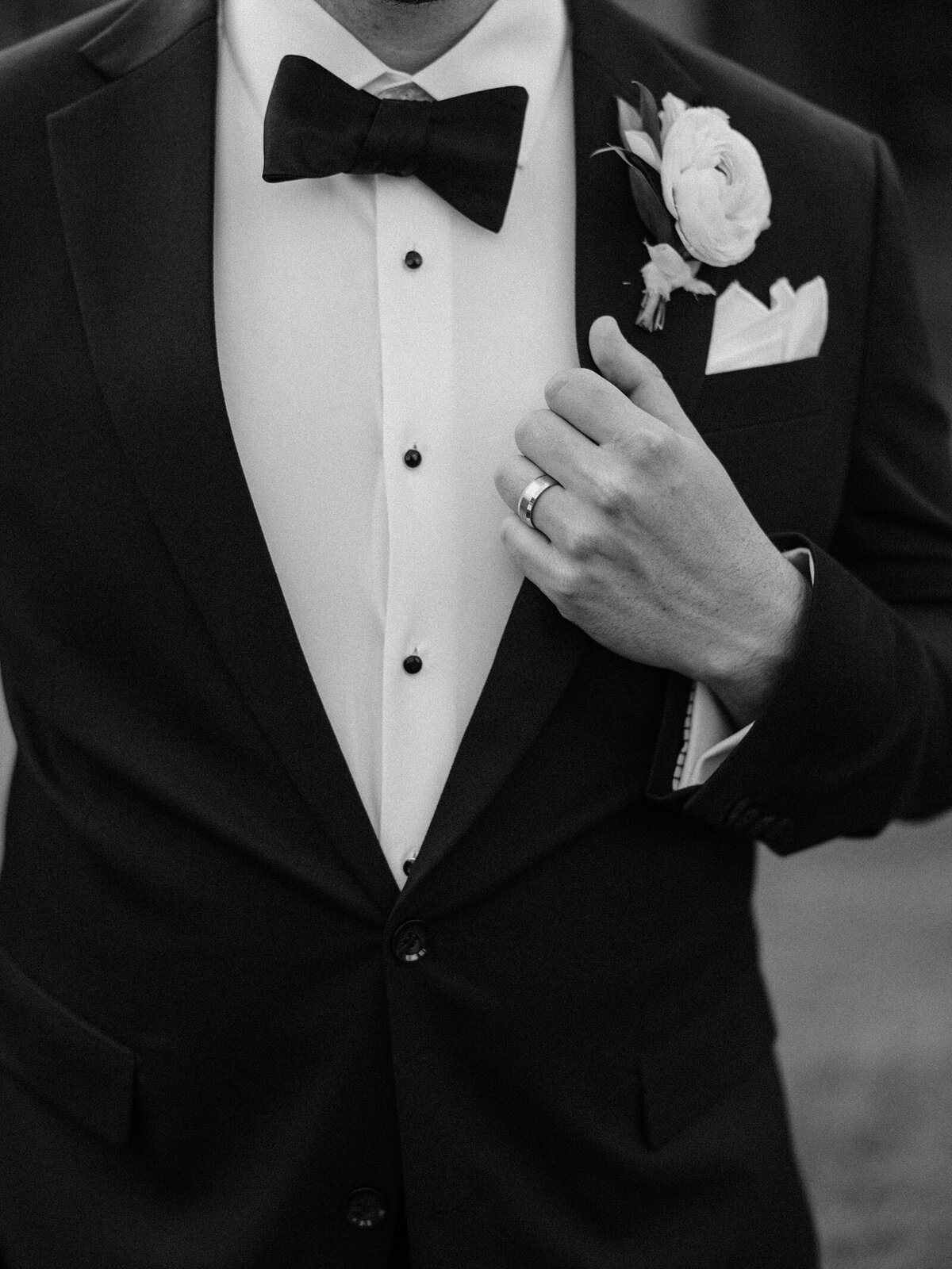 Oak-pointe-country-club-wedding_1345