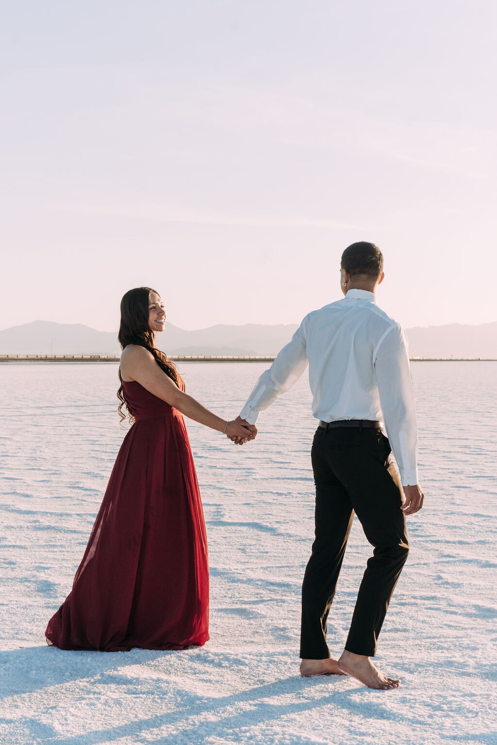 Joyce Li Photography Destination Wedding Elopement Engagement Lifestyle Portrait Photographer West Coast Seattle Washington California saltflatsengagement-1