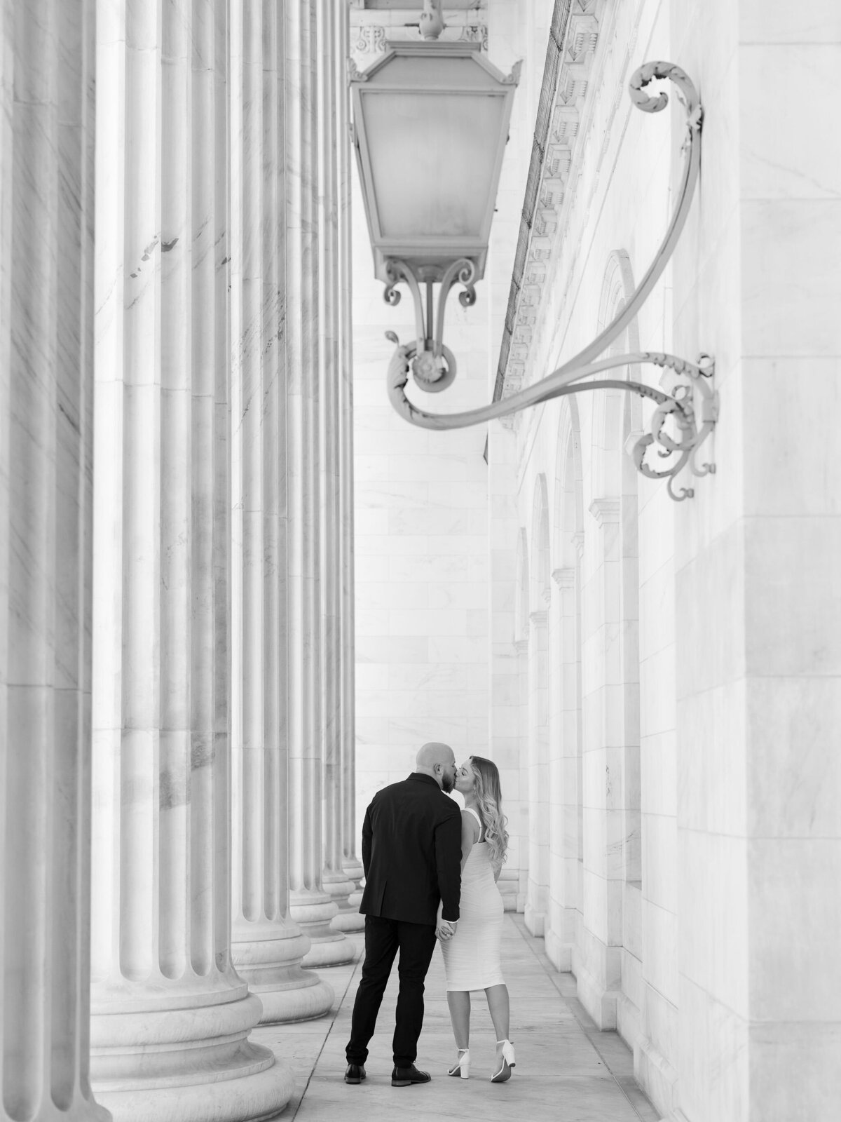 -DowntownDenverEngagementPhotos-AlisonBrookePhotography-7