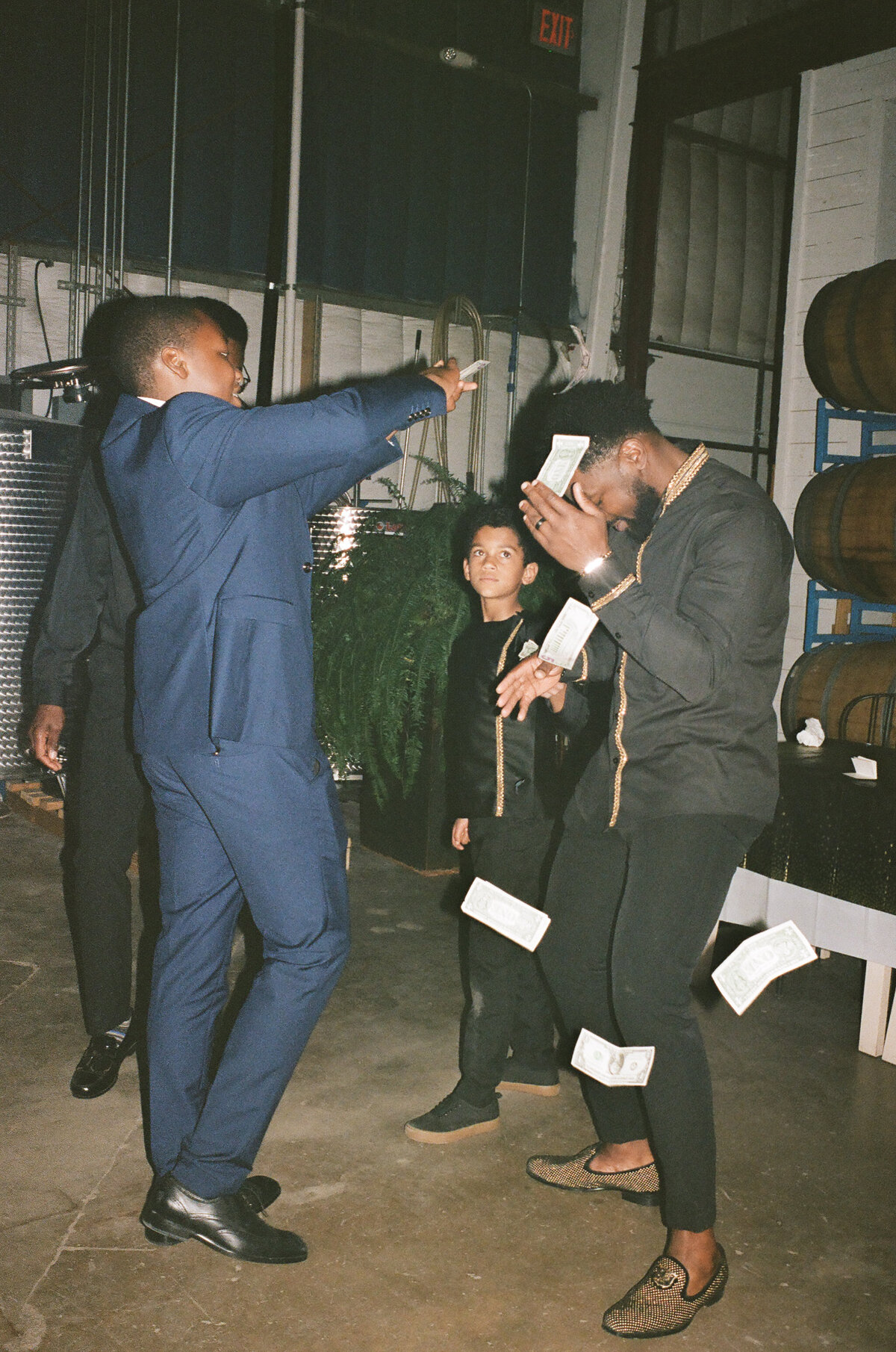 TessLesliePhotos-austin-winery-wedding-673