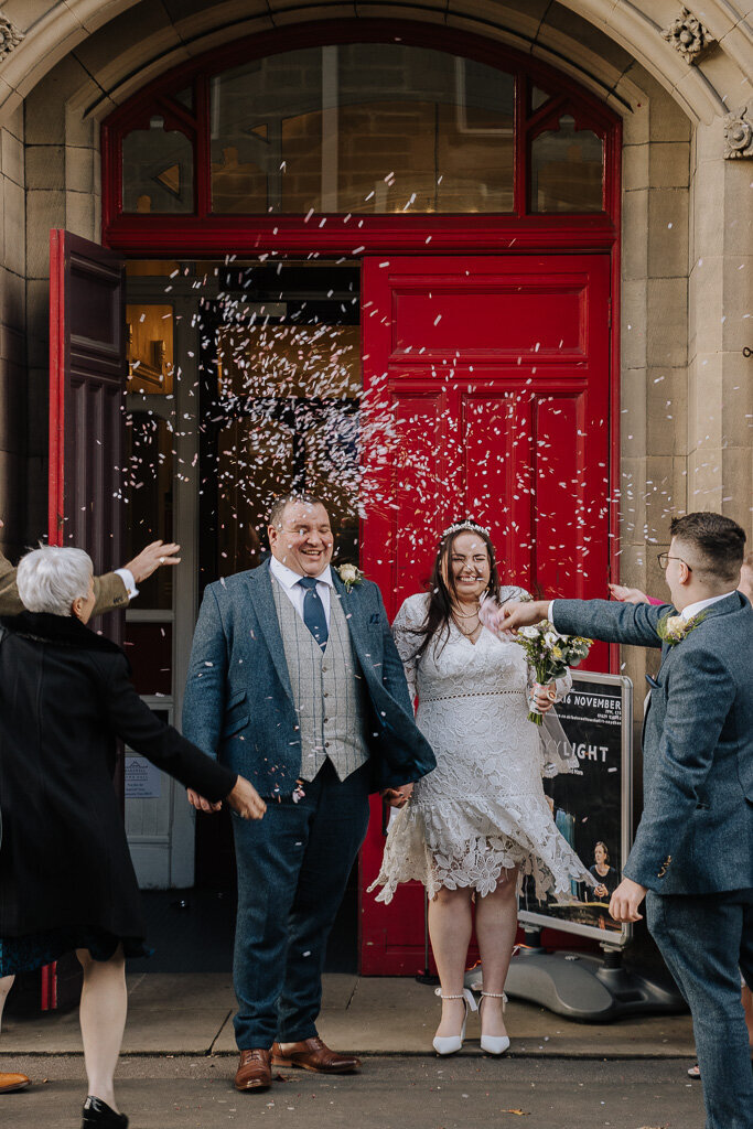 Holmes wedding photography - bakewell registry office then chatsworth estate, derbyshire- Nostalgia photogra (7)