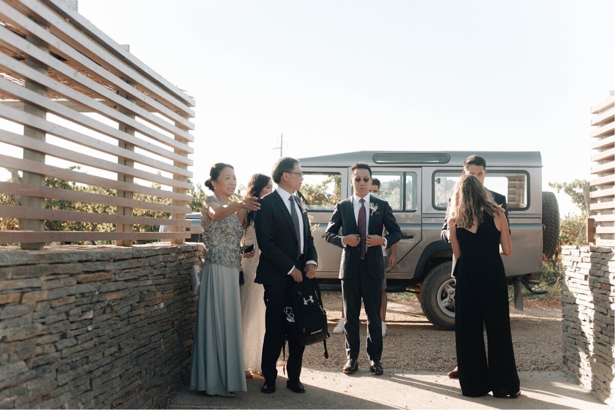 041_Flora_And_Grace_Portugal_Editorial_Wedding_Photographer Lisboa_Wedding_Photographer-241_A modern and sleek luxury wedding at Malhadina Nova in Alentejo, Portugal. Captured by editorial wedding photographer Flora and Grace. 