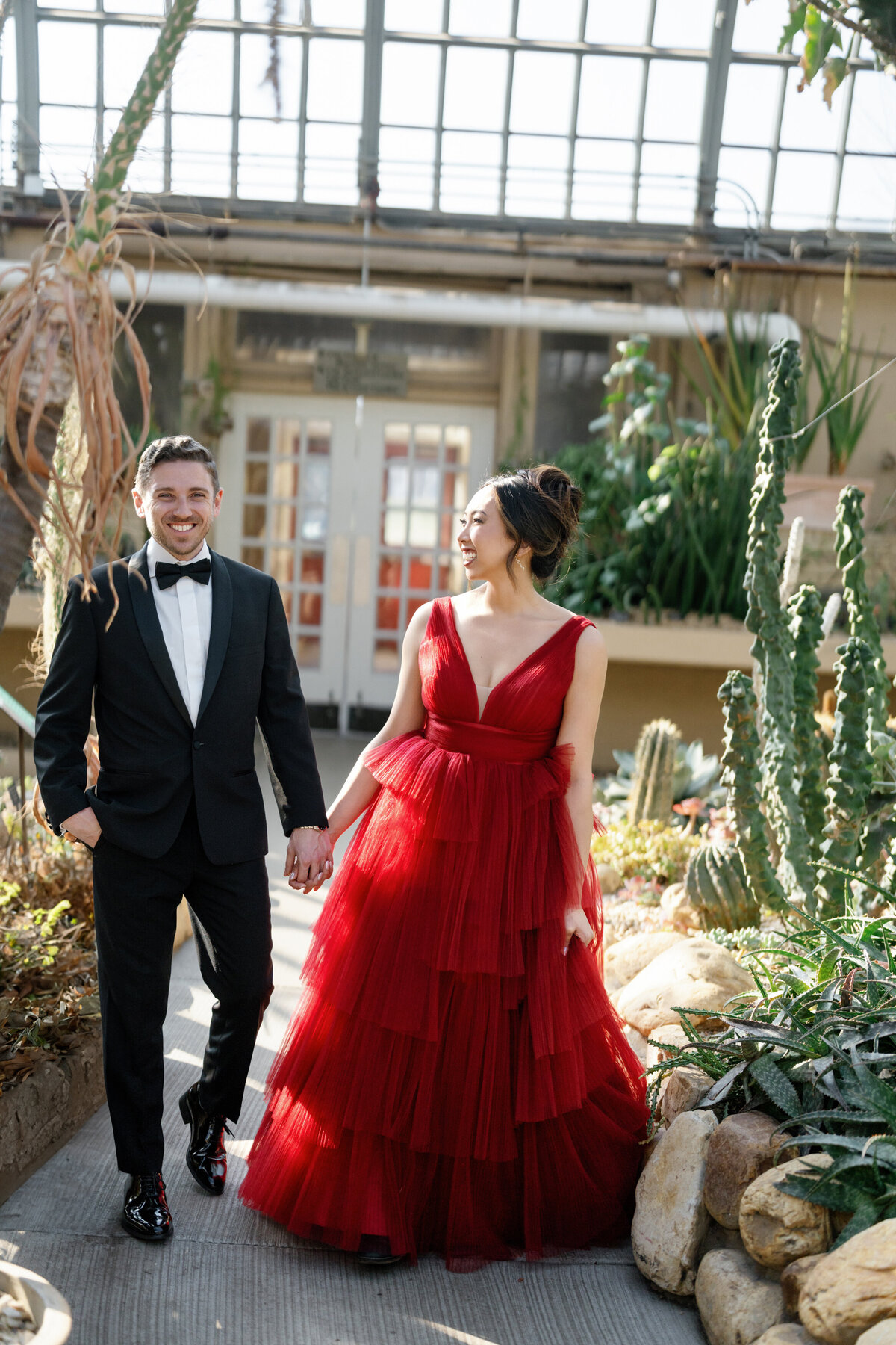 Aspen-Avenue-Chicago-Wedding-Photographer-Grace-and-Ivory-PressRoom-bryjeanartistry-Editorial-tamara-holden-Garfield-Park-Conservatory-ECBG-Cake-FAV-61
