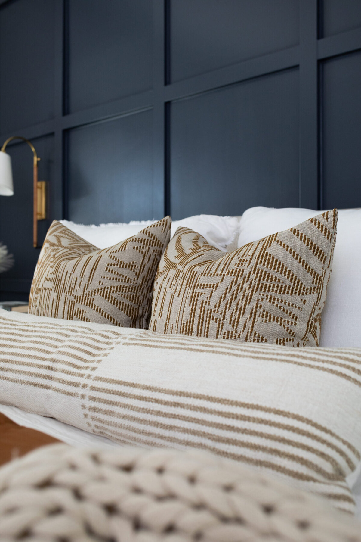 bedroom-mountainfalls-13-scaled