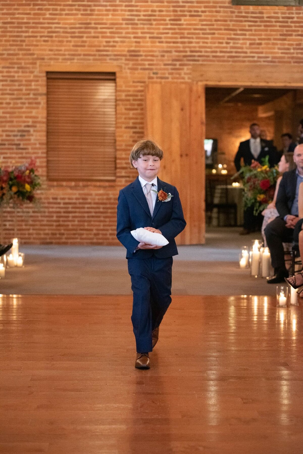 cork-factory-hotel-wedding-ceremony-24