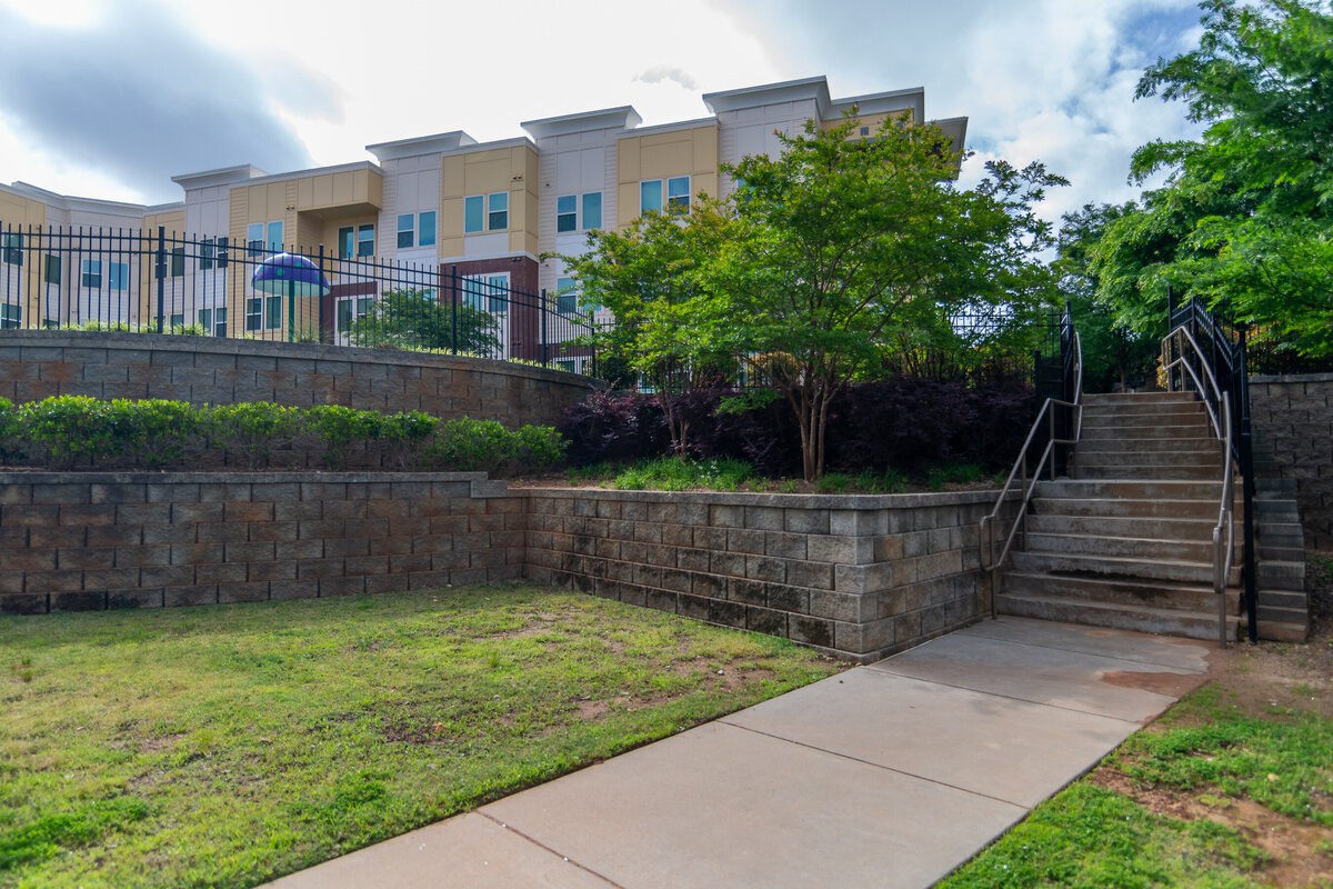 042924ATLGranite Crossing-12