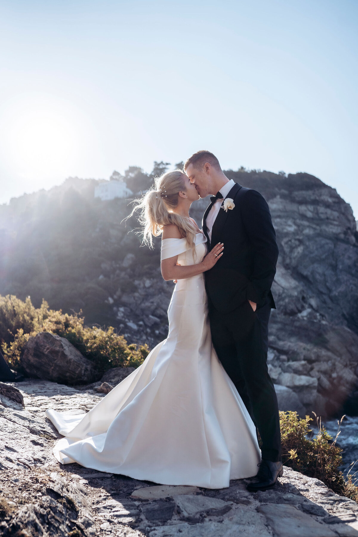 085-Cinematic-Editorial-Destination-Wedding-Skopelos-Island-Greece-Lisa-Vigliotta-Photography