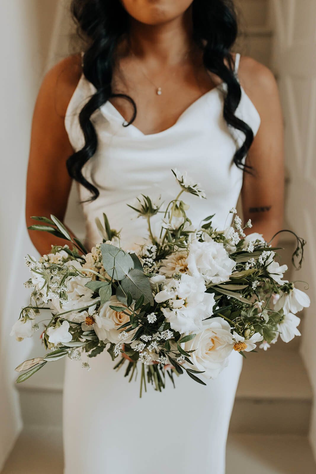 Issy-and-Bella-Floral-Design-Wedding-Florist-Herefordshire-Lyde-Court-A-L11