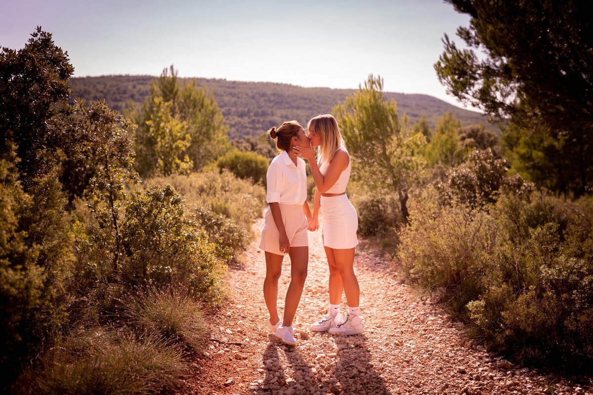 AN ENGAGEMENT SHOOT IN PROVENCE image
