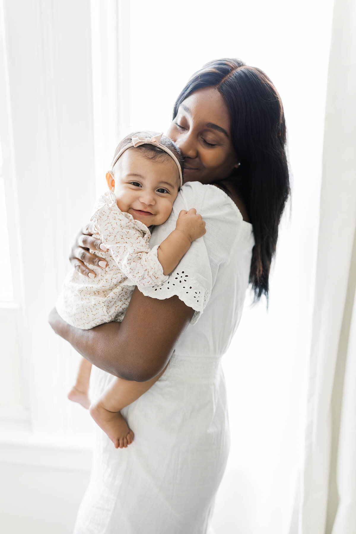 six-months-milestone-photo-session-connecticut-24
