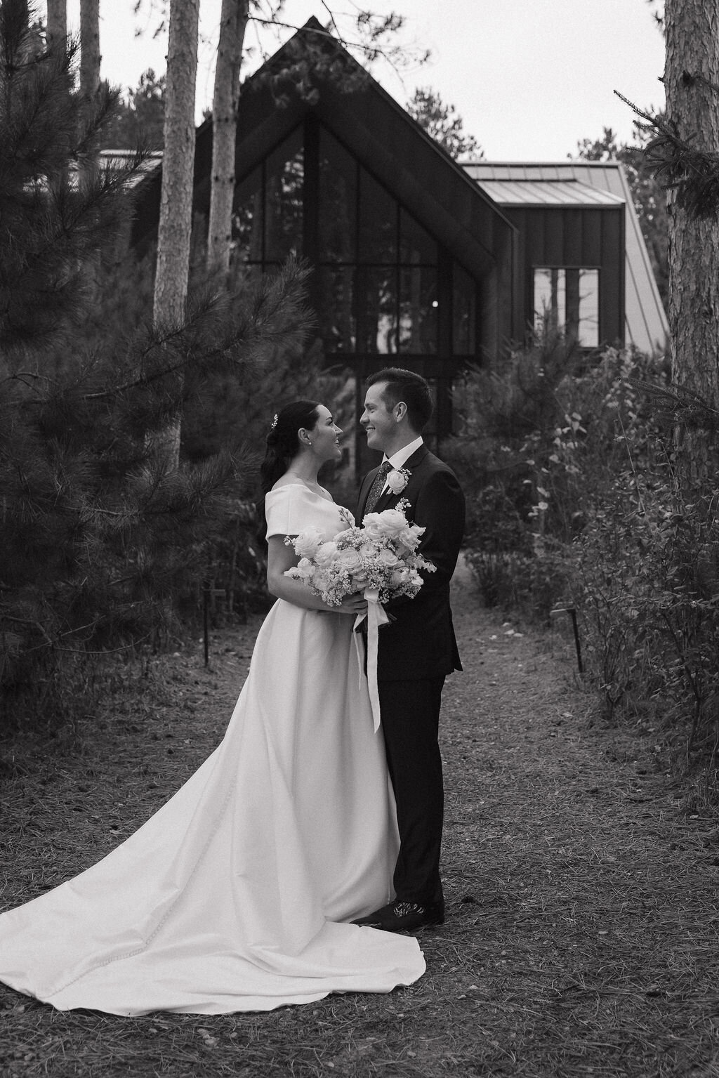 Cambridge, Minnesota Wedding Photo101