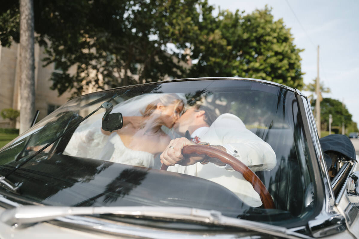 Erick and Alyssa-Palm Beach Wedding-The Sailfish Club17
