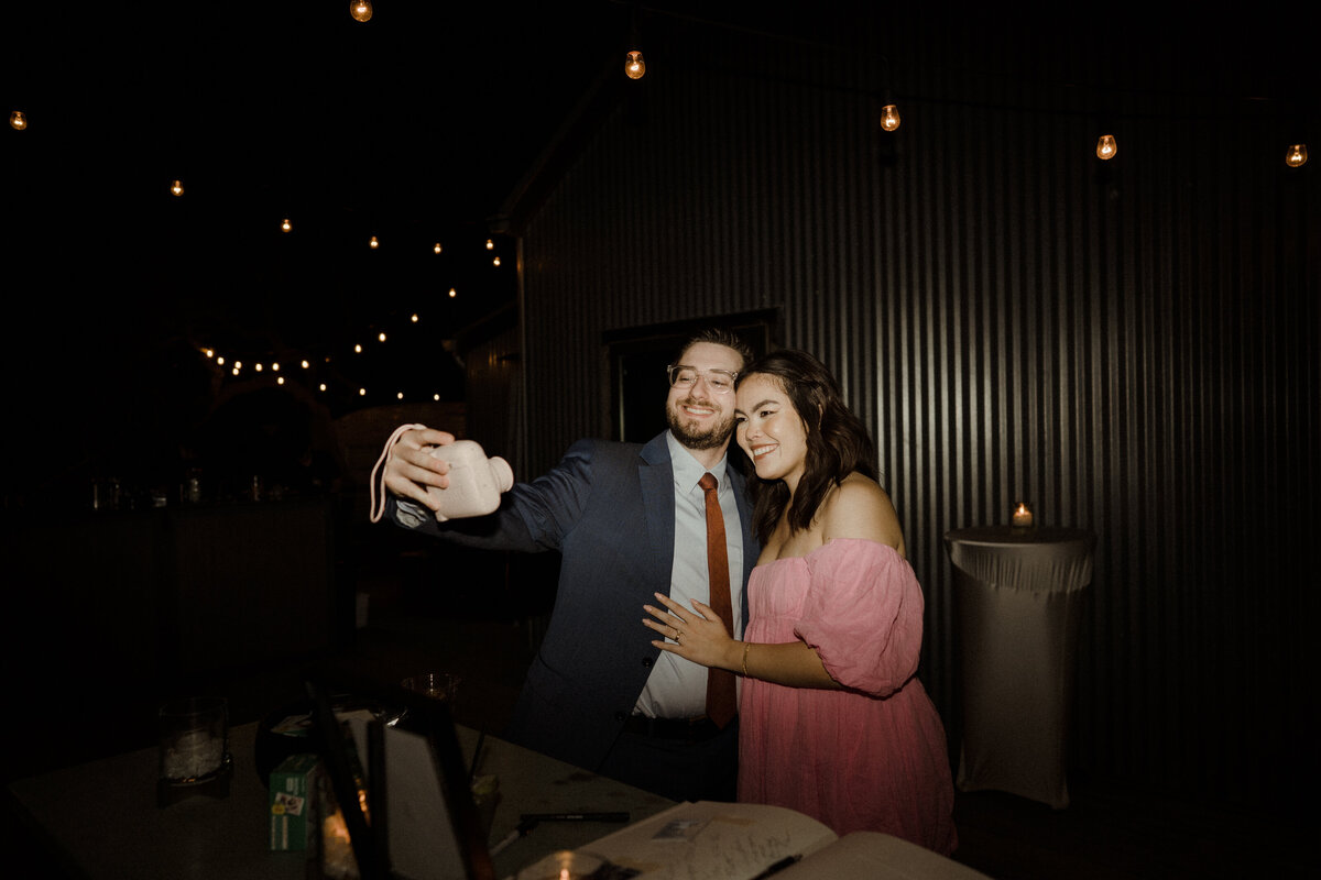 C&R_WED-1005